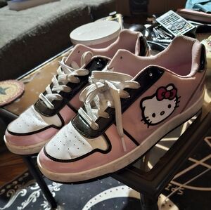 Hello Kitty Womens Shoes